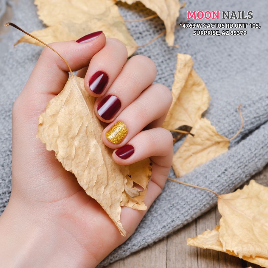 Nail design by Moon Nails